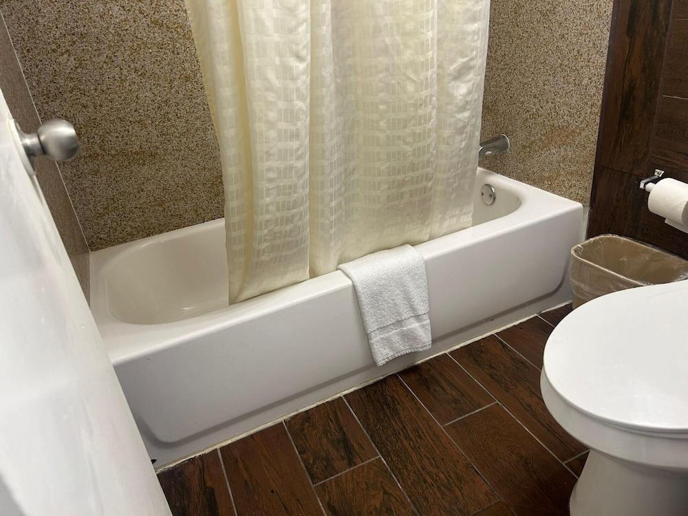 Quest Inn photo 11