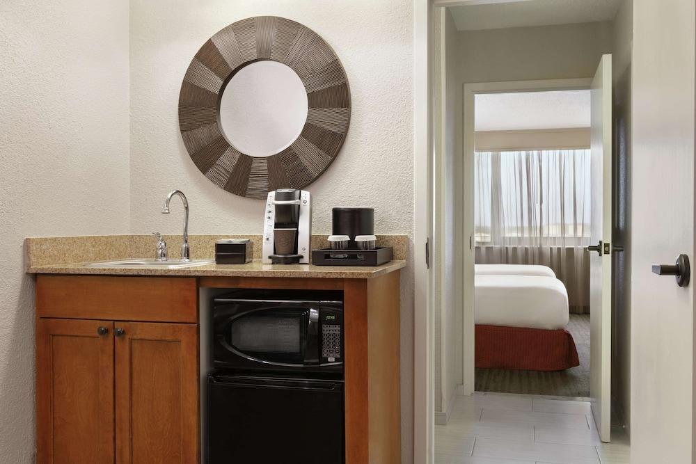 Embassy Suites by Hilton Orlando International Dr ICON Park photo 28