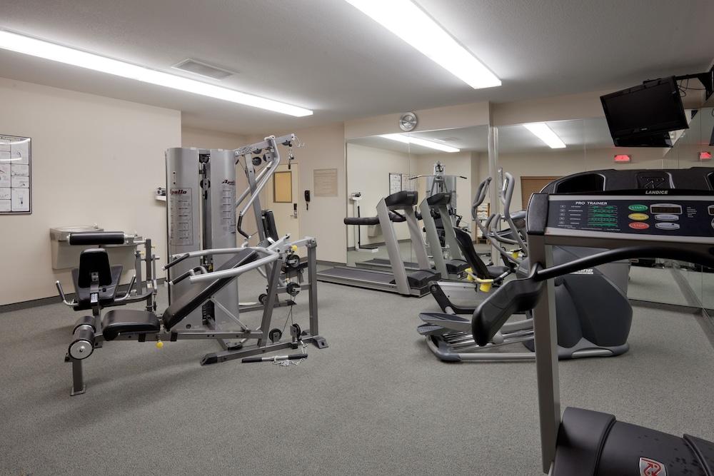 Candlewood Suites Perrysburg by IHG photo 17