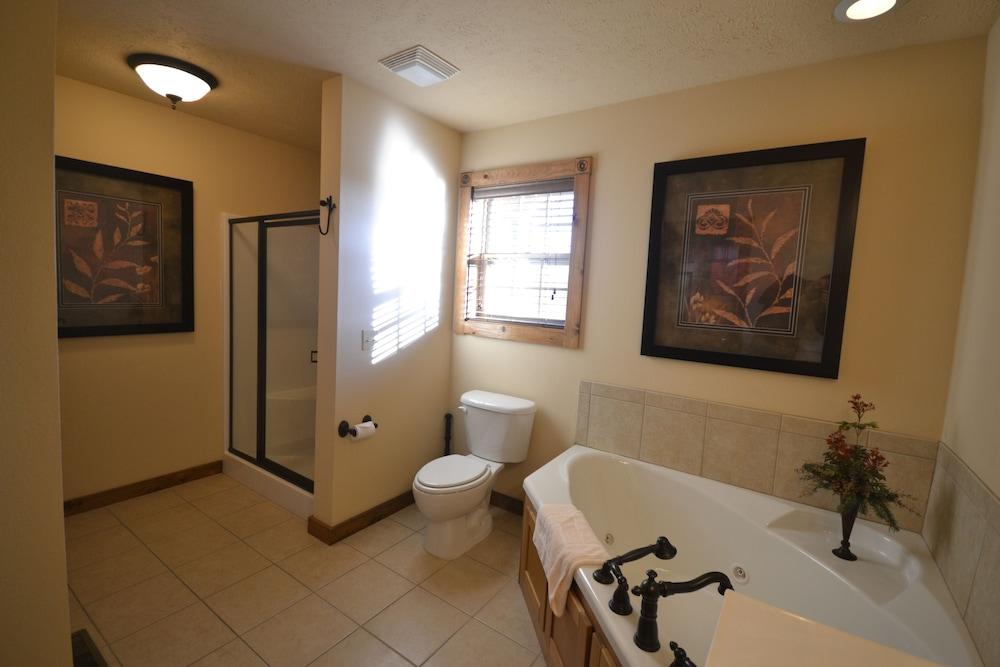 StoneBridge Resort photo 36