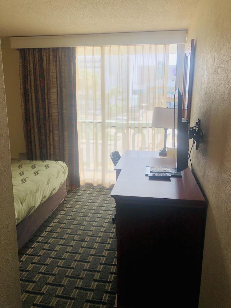Quail Inn & Suites photo 22