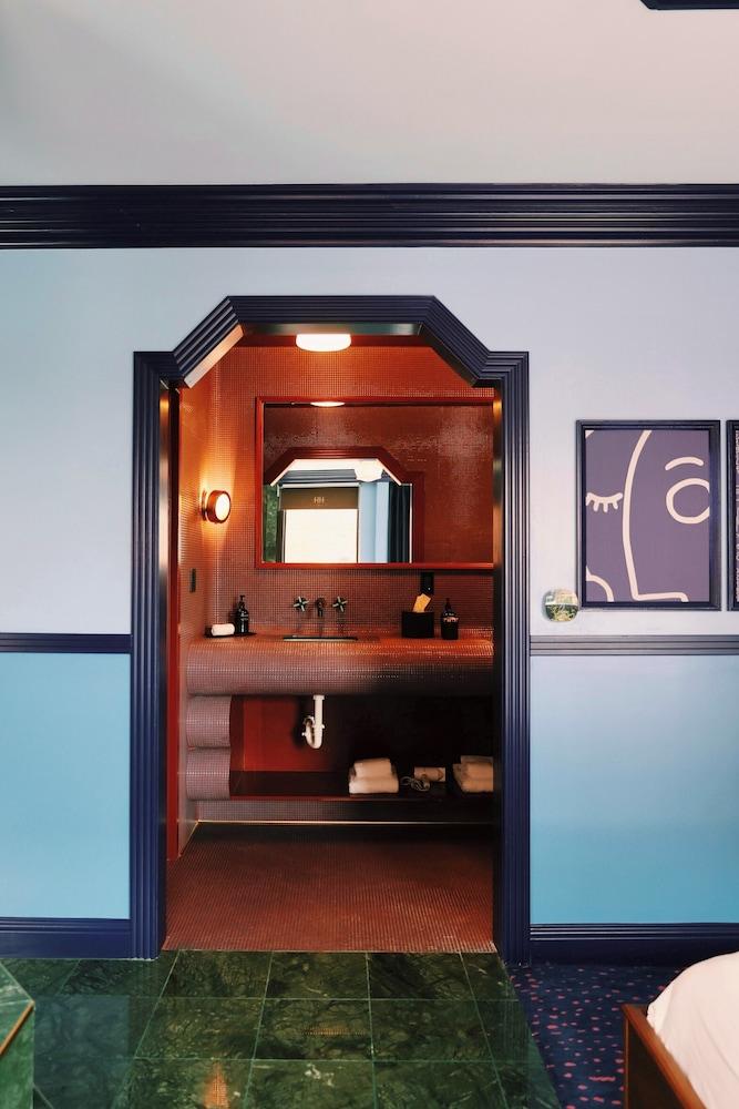 Hotel Herringbone photo 25