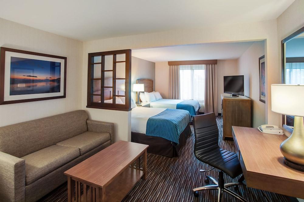 Holiday Inn Express & Suites Carpinteria by IHG photo 11