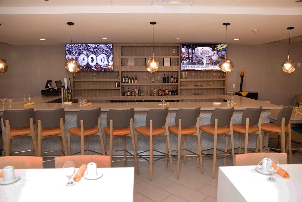 Wyndham Houston Hobby Airport photo 16