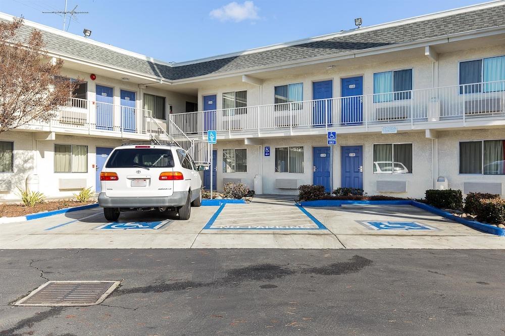 Motel 6 Hayward, CA – Silicon Valley Gateway photo 30