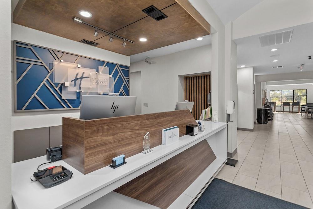 Holiday Inn Express Crockett by IHG photo 40