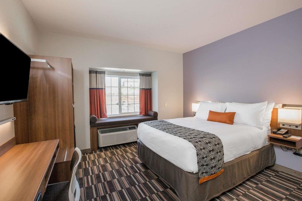 Microtel Inn & Suites By Wyndham Tioga photo 4