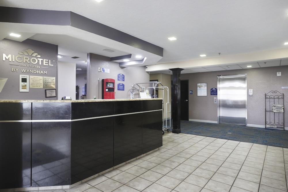 Microtel Inn & Suites by Wyndham Meridian photo 16