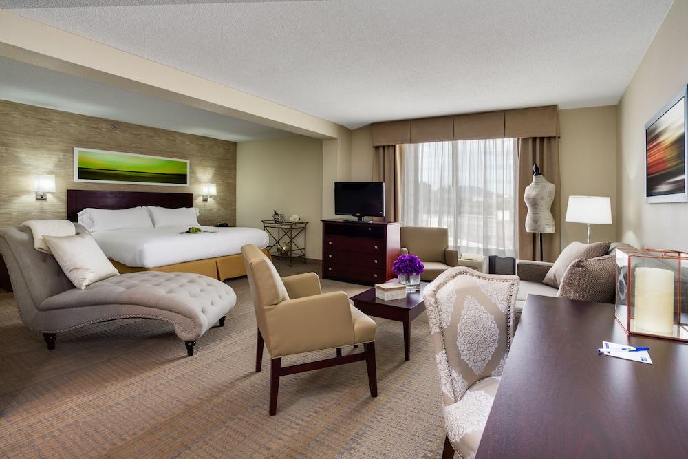 Holiday Inn Express Wilkesboro by IHG photo 5