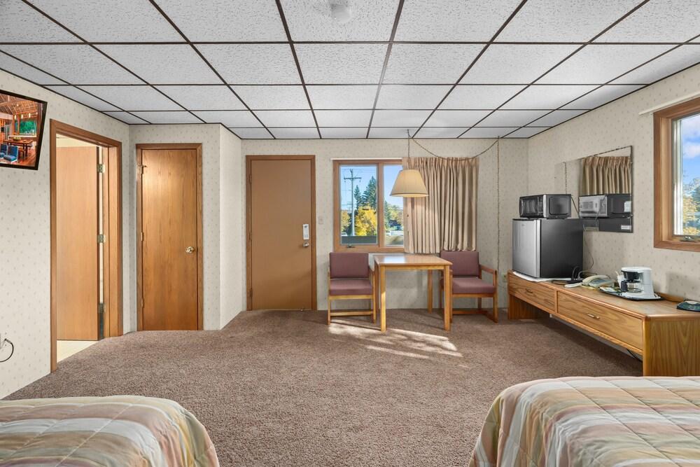 Pine View Inn photo 16