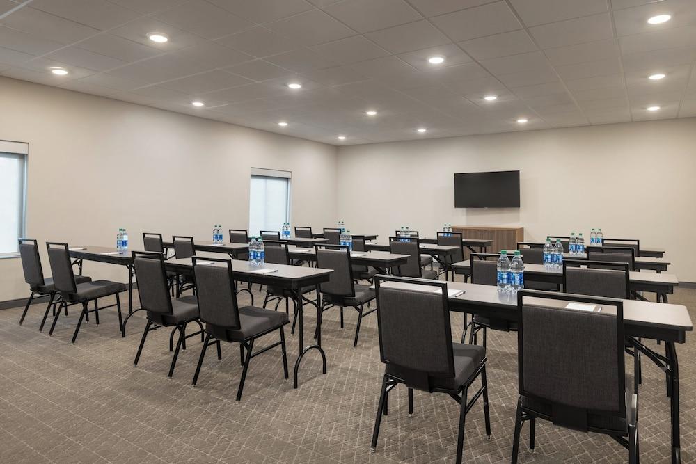 Candlewood Suites Morristown West by IHG photo 26