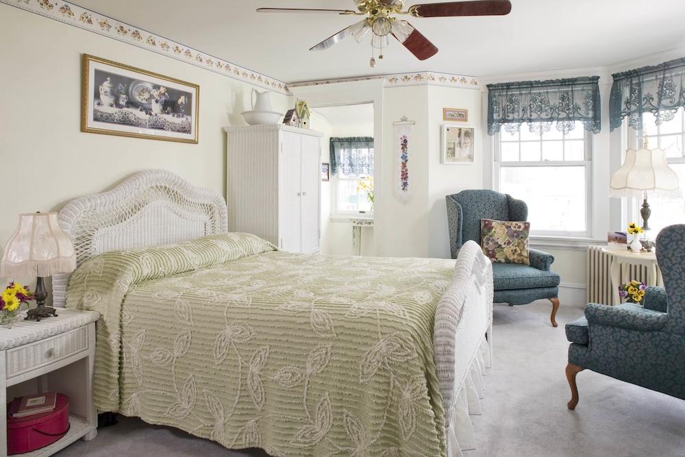 The Bayberry Inn photo 15
