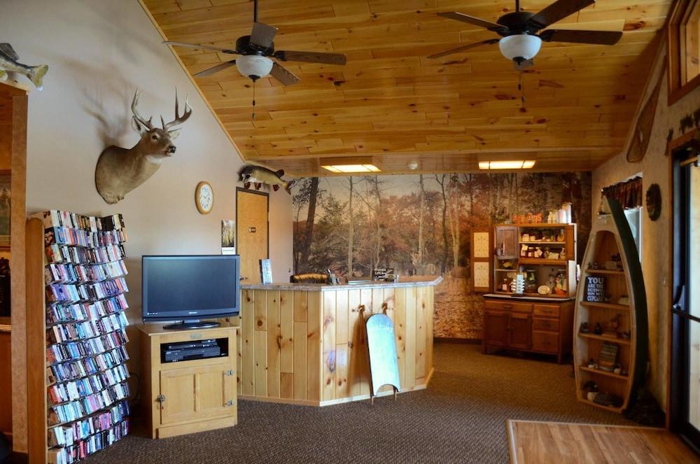 Chicaugon Lake Inn photo 69
