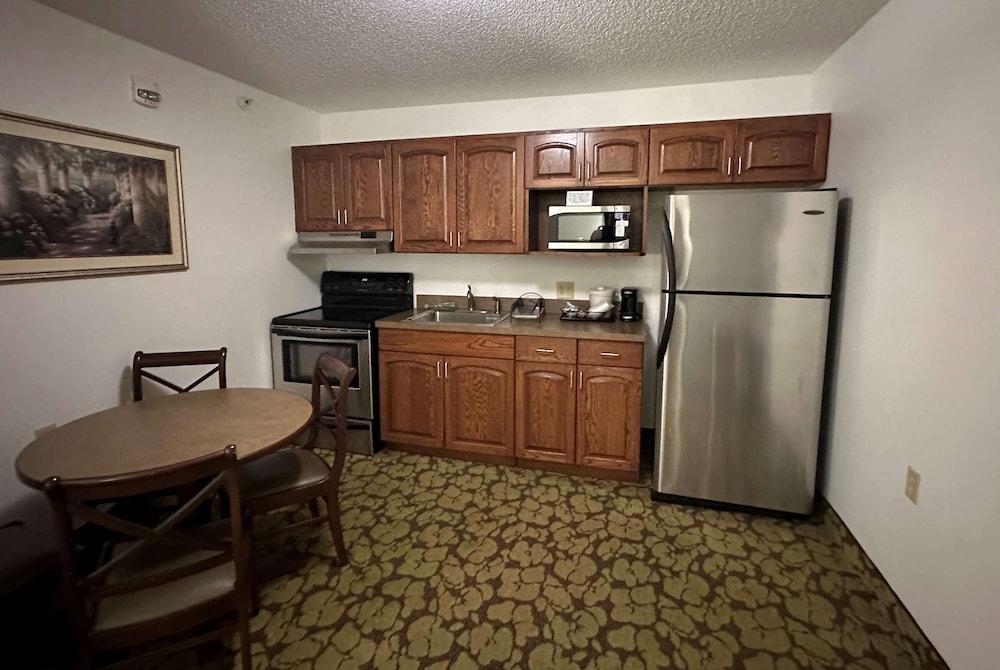 AmericInn by Wyndham Appleton North/Little Chute photo 5