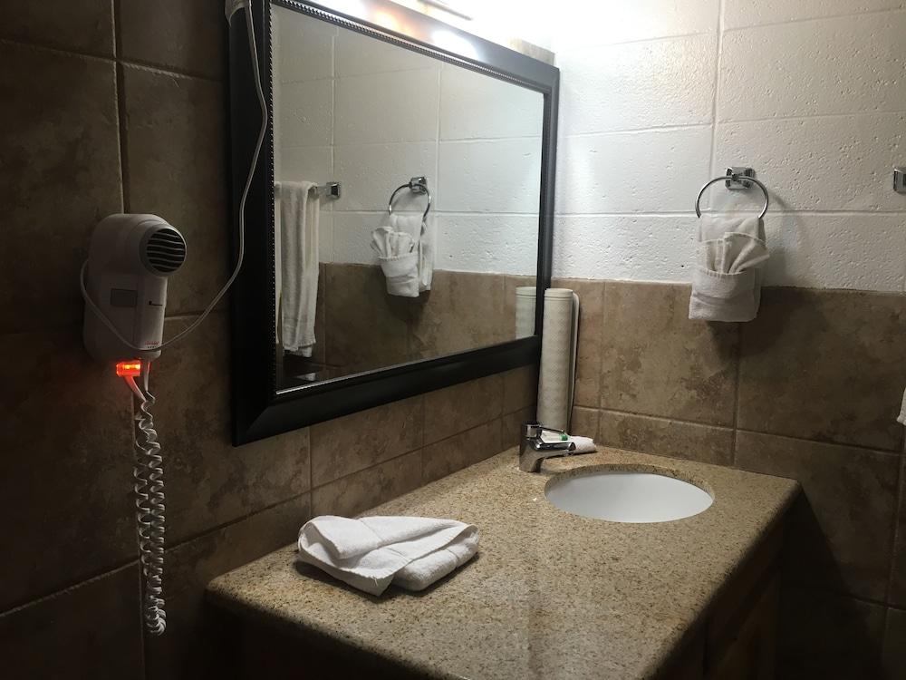 Budget Inn Boise photo 19