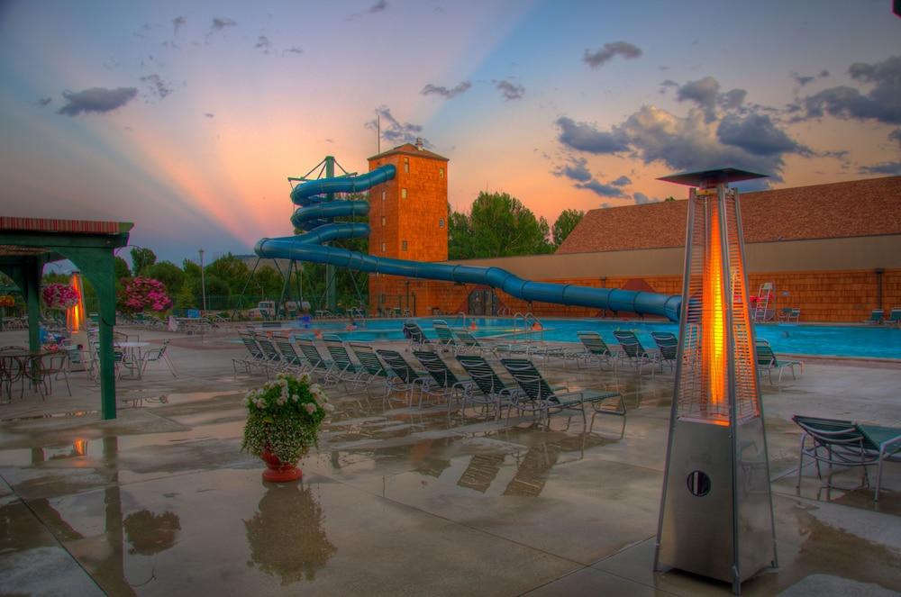 Fairmont Hot Springs Resort photo 44