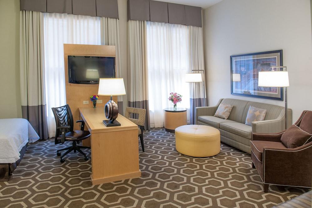 Hampton Inn & Suites New Orleans Downtown (French Qtr Area) photo 11