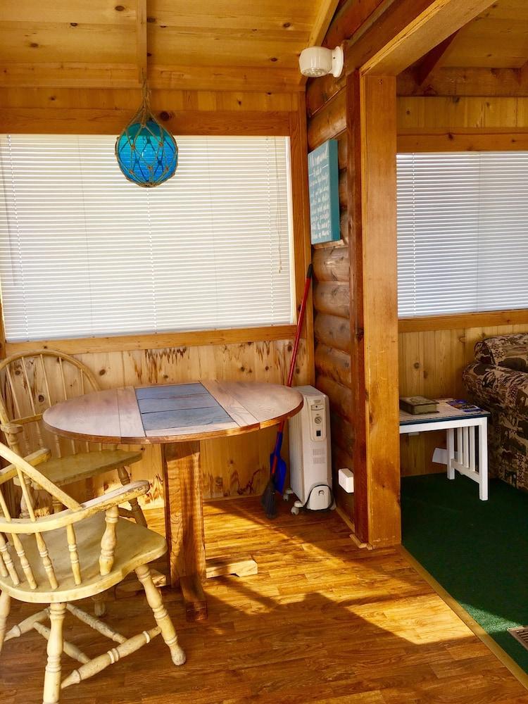 Driftwood Inn and Seaside Lodges photo 82