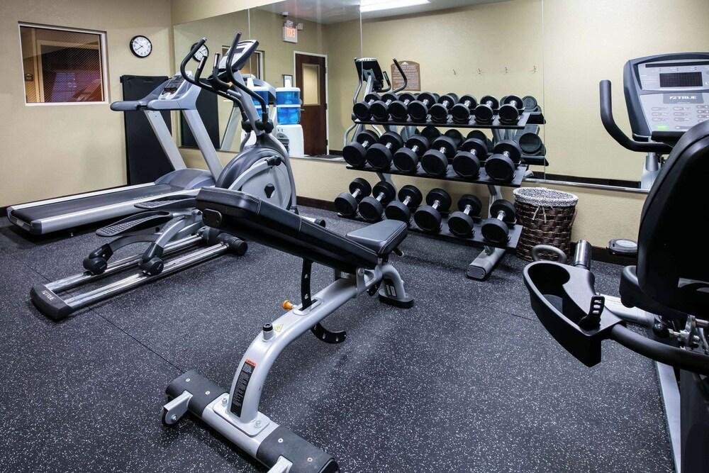 Microtel Inn & Suites By Wyndham Pecos photo 10