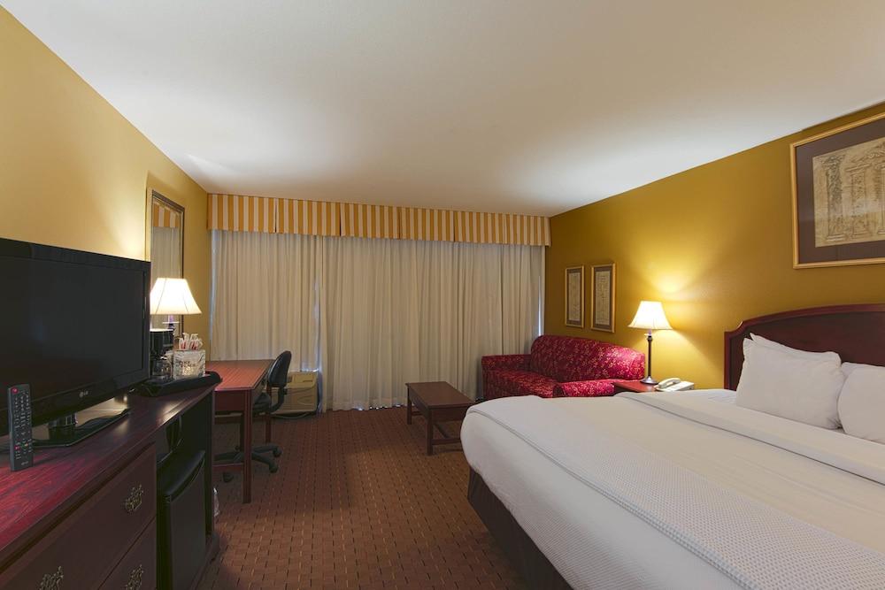 MCM Eleganté Hotel & Suites photo 6