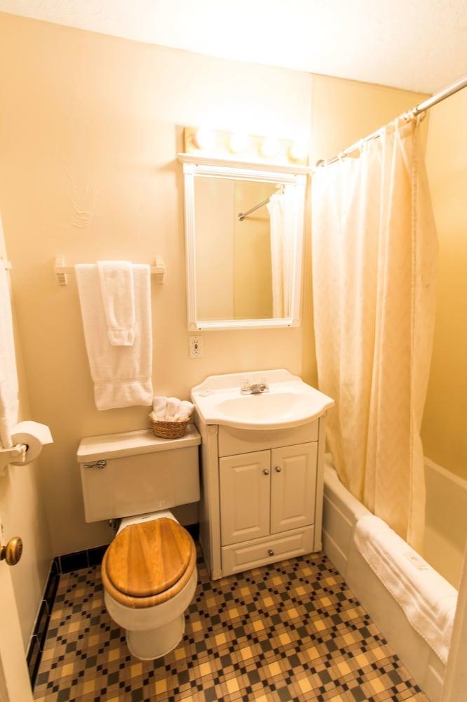 Colter's Lodge photo 23