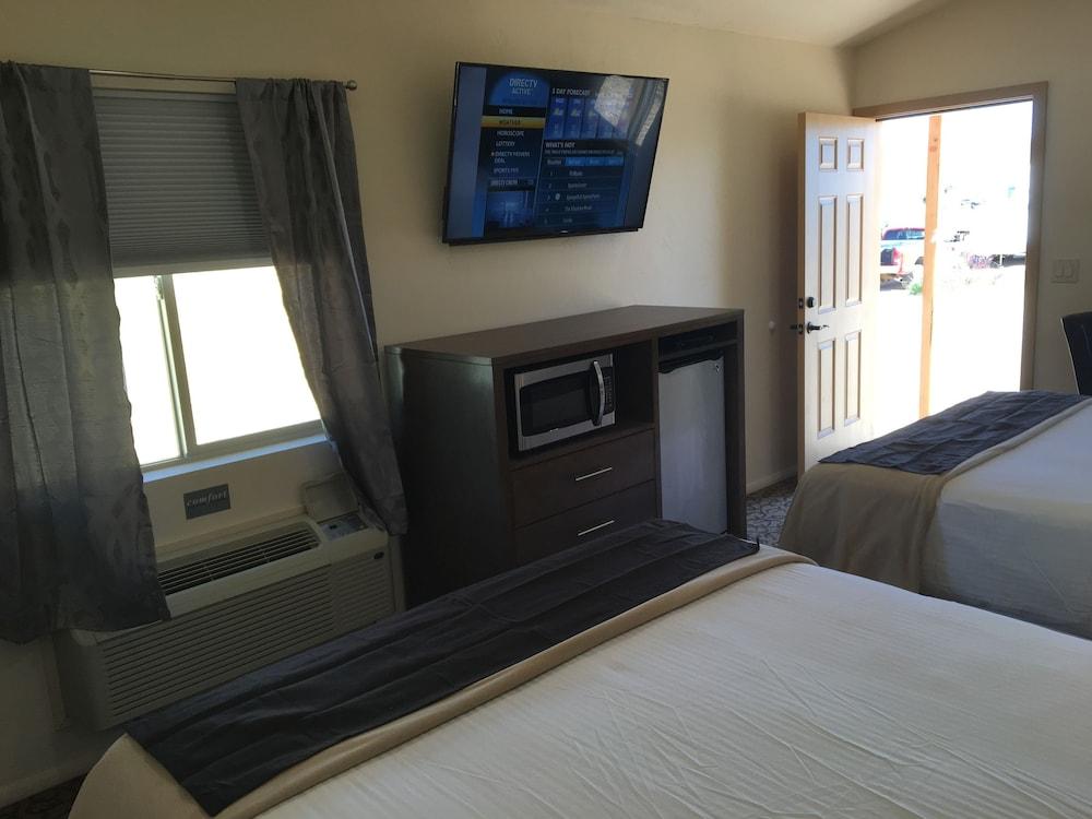 Mountain Ridge Cabins and Lodging photo 33
