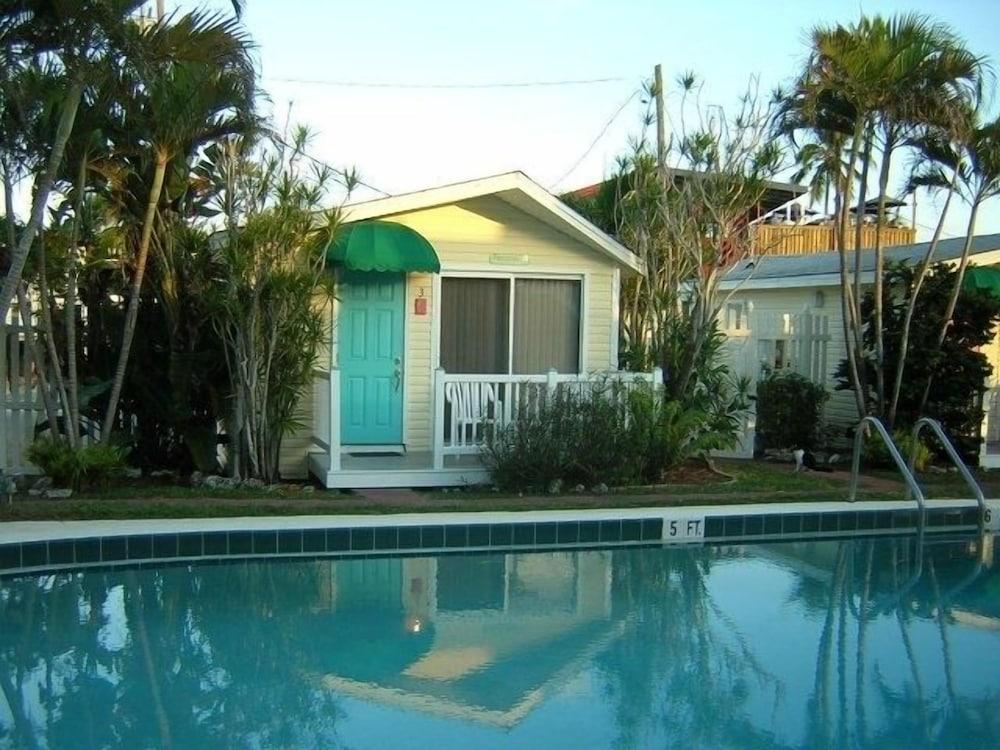 Silver Sands Villas photo 17