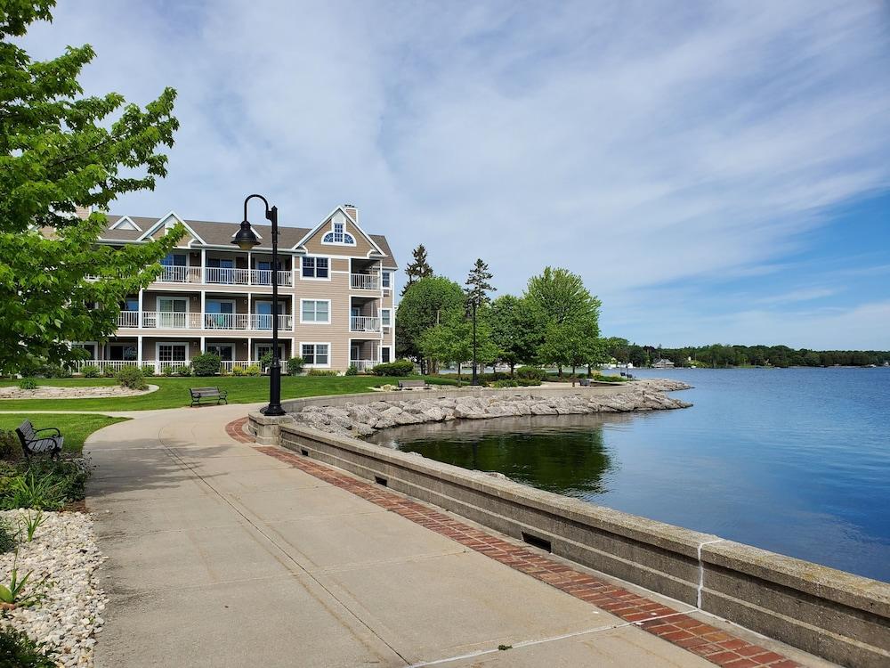 Bridgeport Waterfront Resort — hotel in Sturgeon Bay