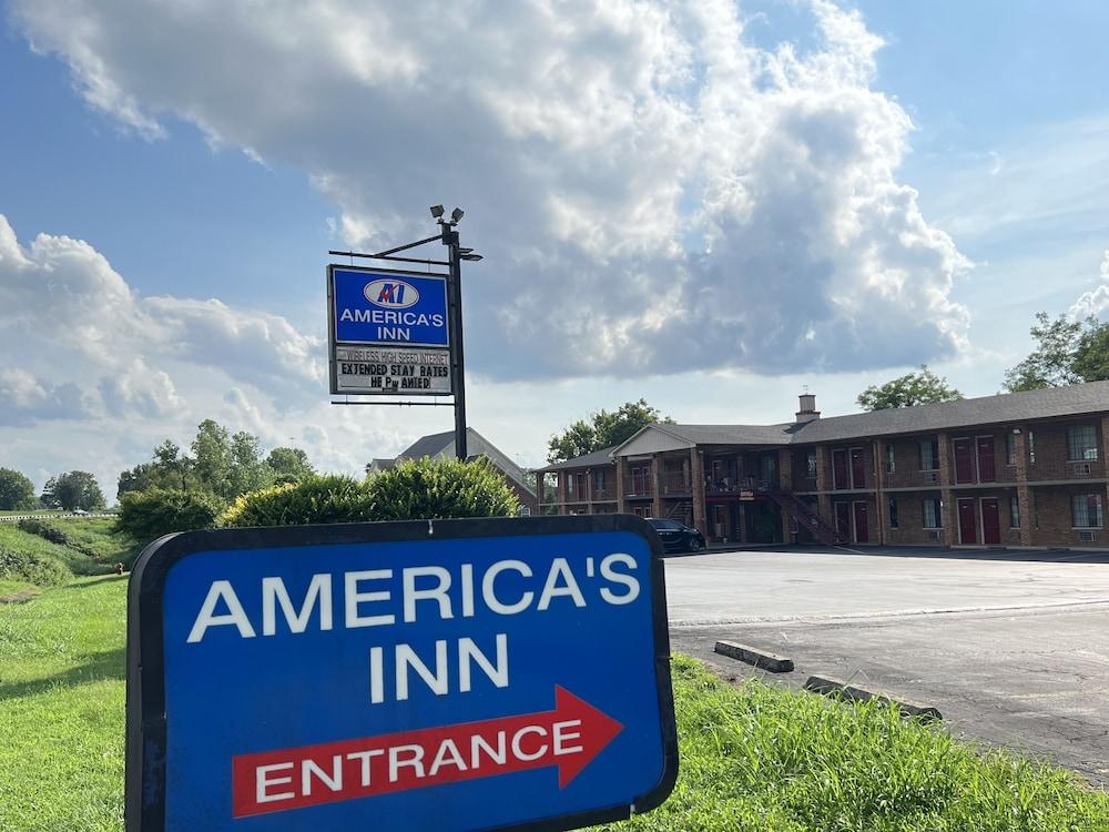 Americas Inn photo 9