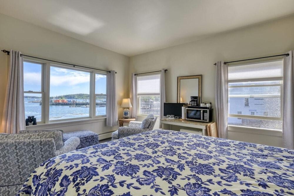 Inn on the Harbor photo 16