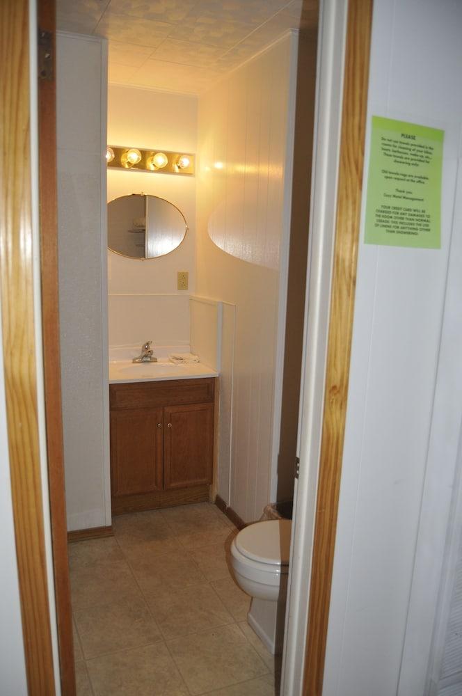 Cozy Motel photo 13