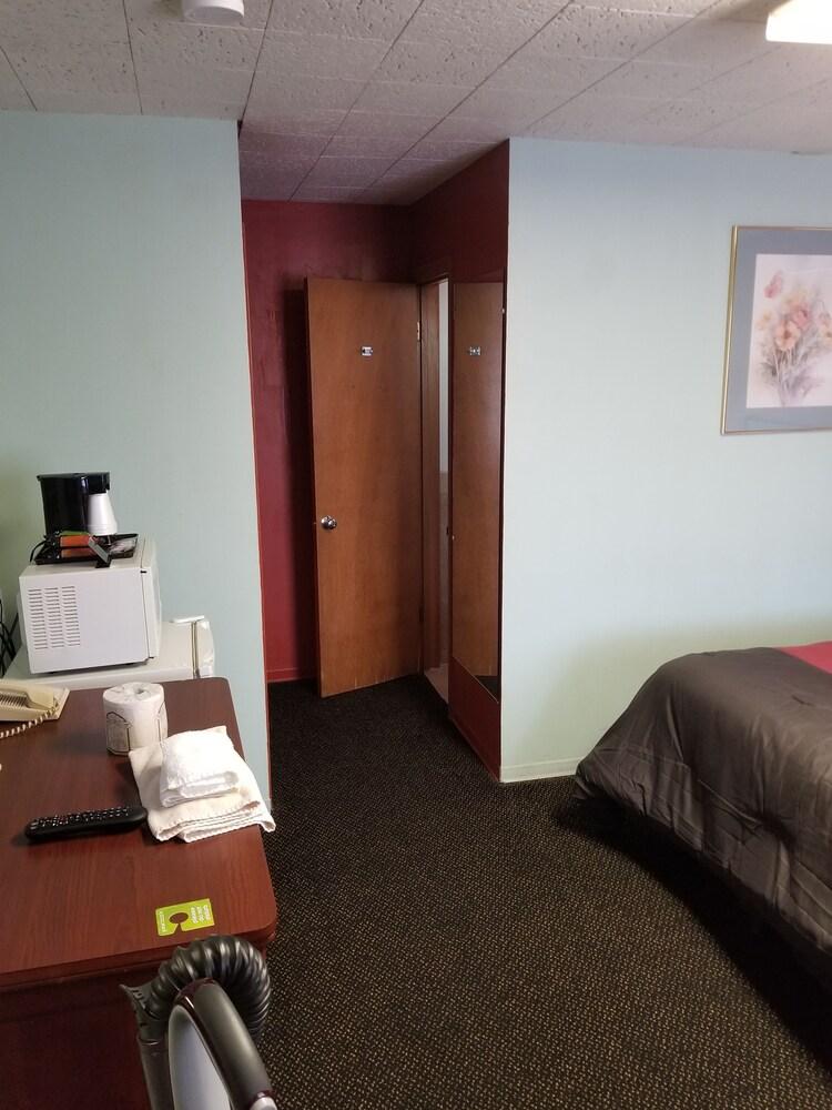 Valley Inn photo 13