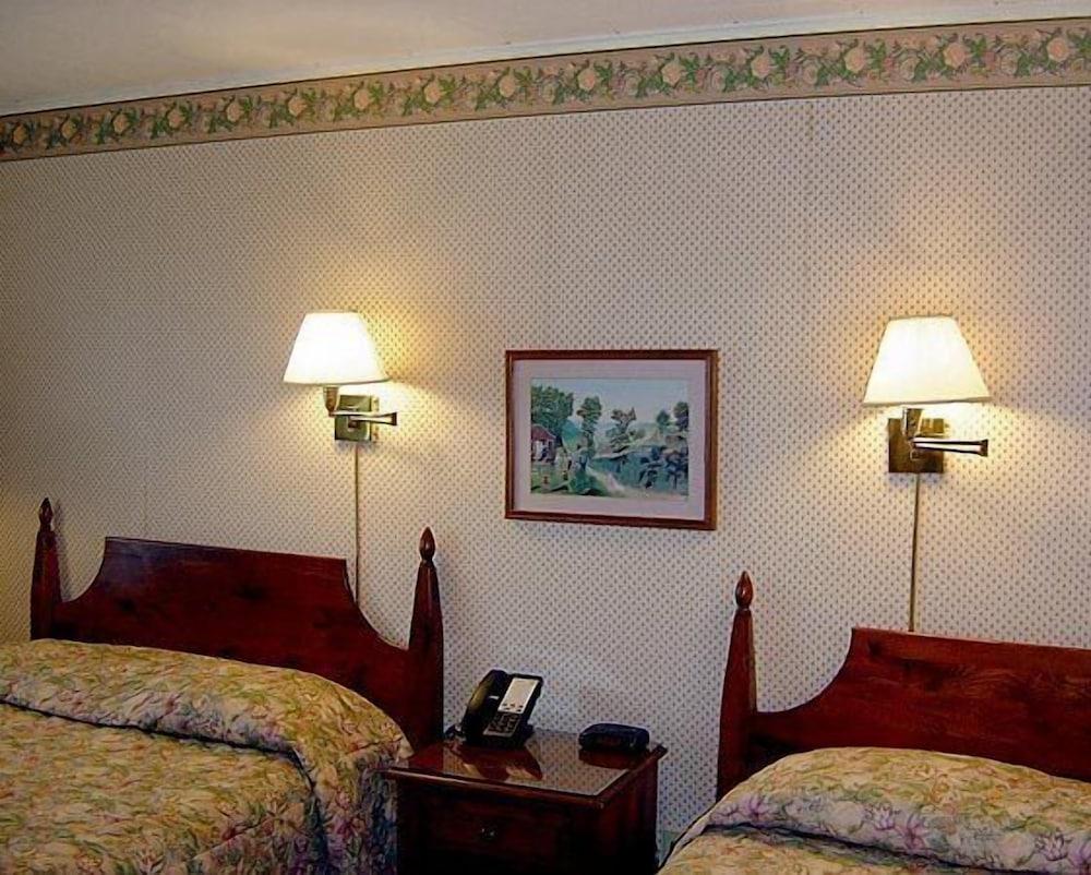 West Road Motel photo 6