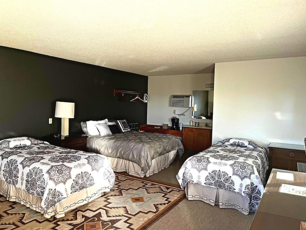 Furnas County Lodging photo 13