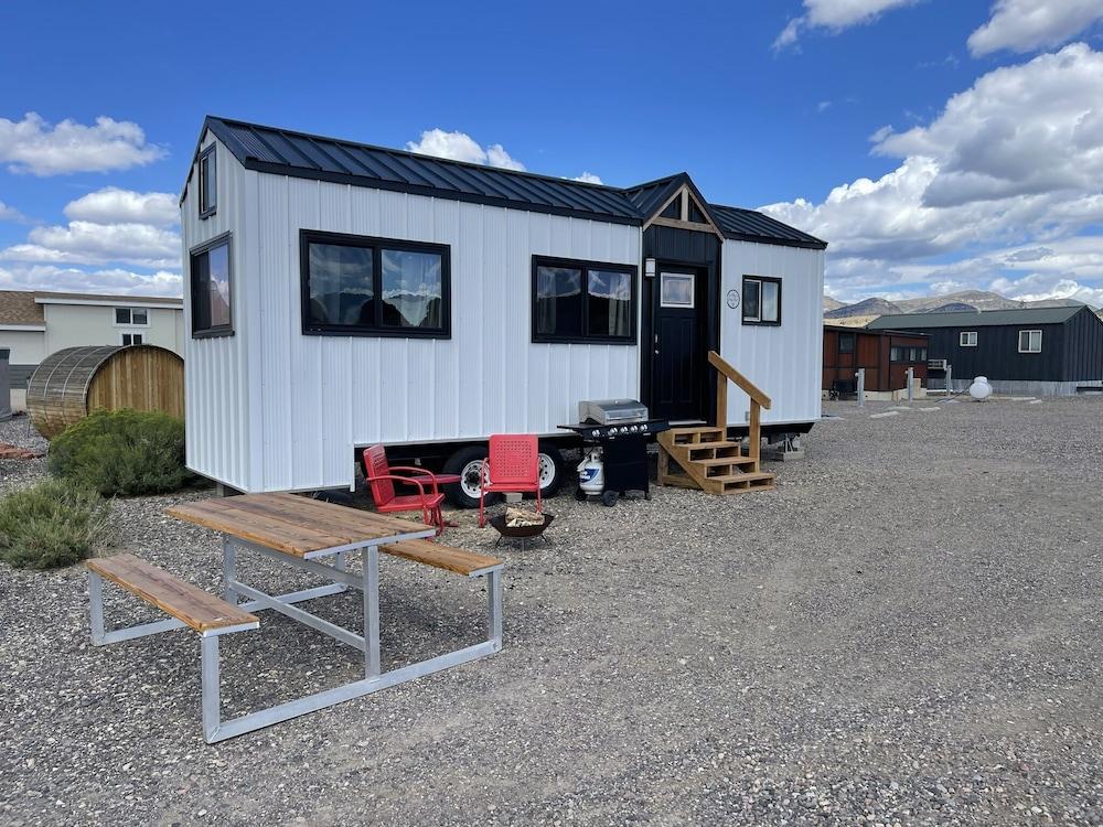 Trail and Hitch Tiny Home Hotel and RV photo 38