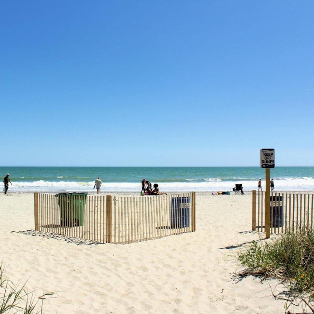 Sandy Beach by Palmetto Vacations photo 11