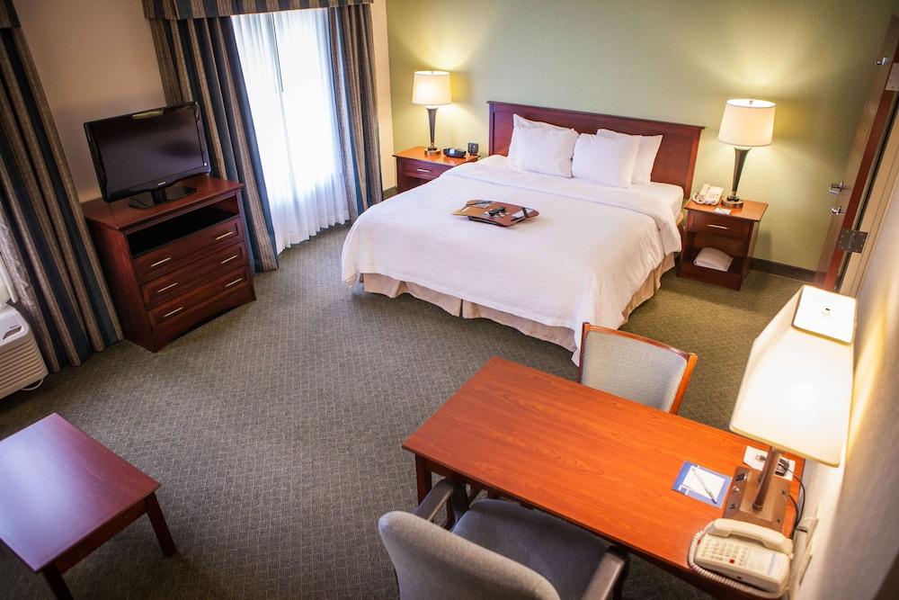 Hampton Inn & Suites Springfield-Southwest photo 13