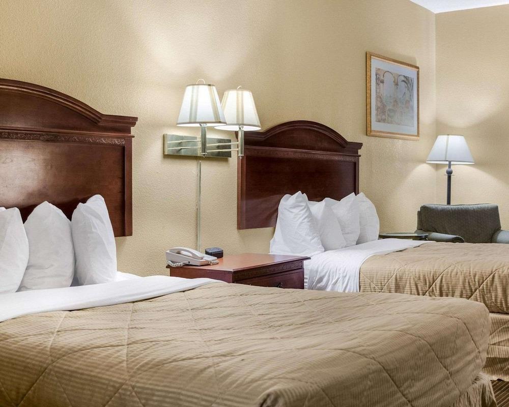 Econo Lodge Greenville photo 10