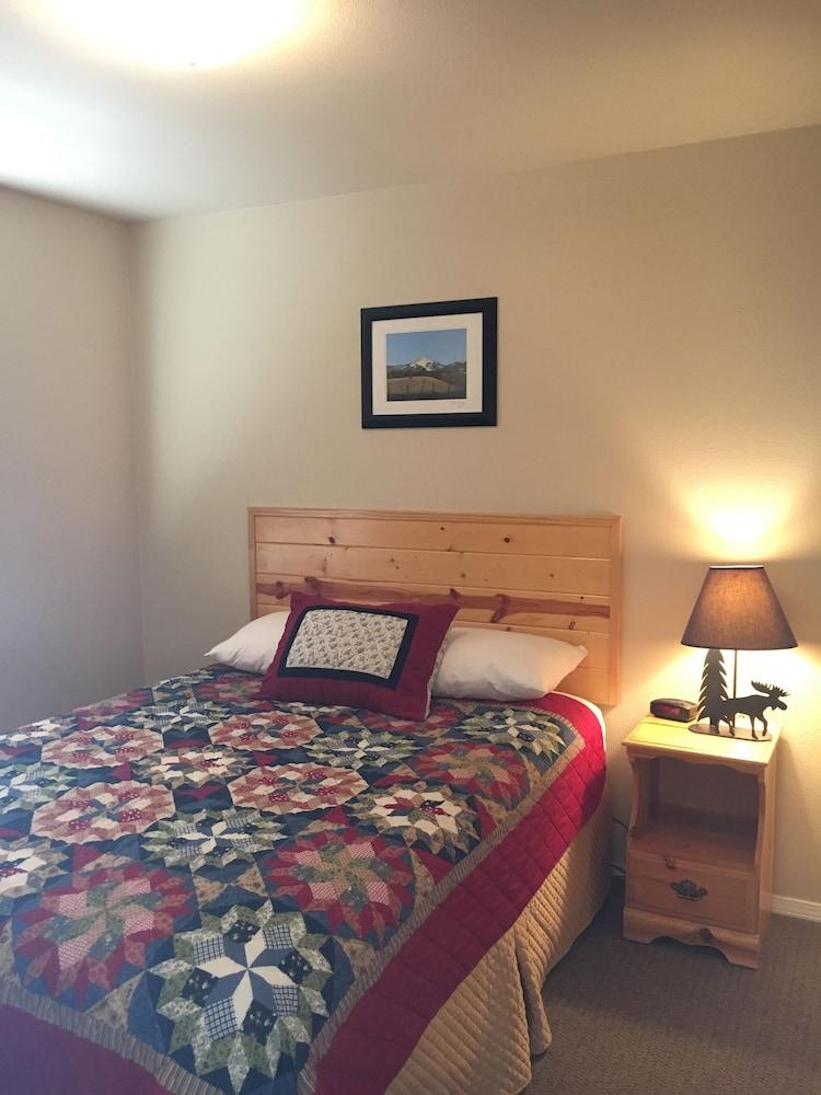 Mountain Landing Suites & RV Park photo 12