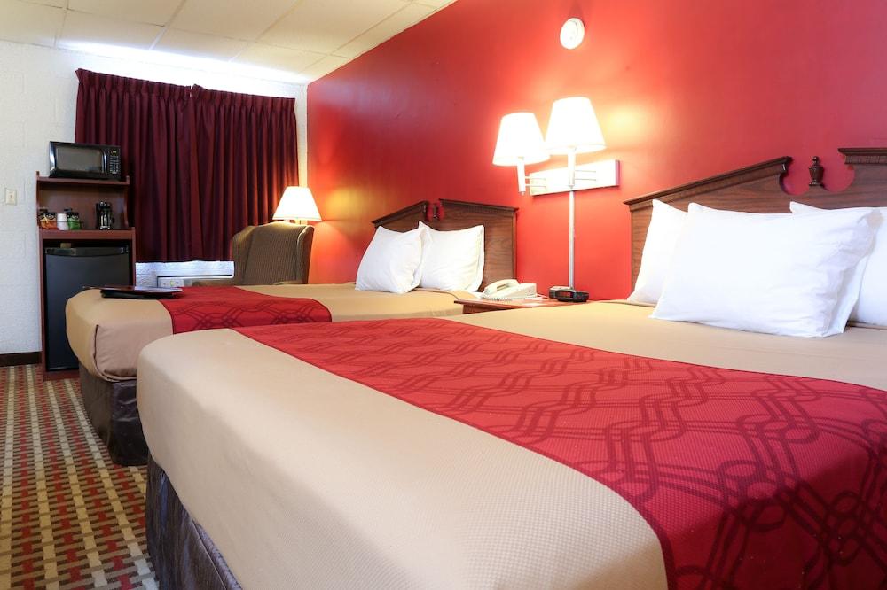Econo Lodge Williamsport photo 24