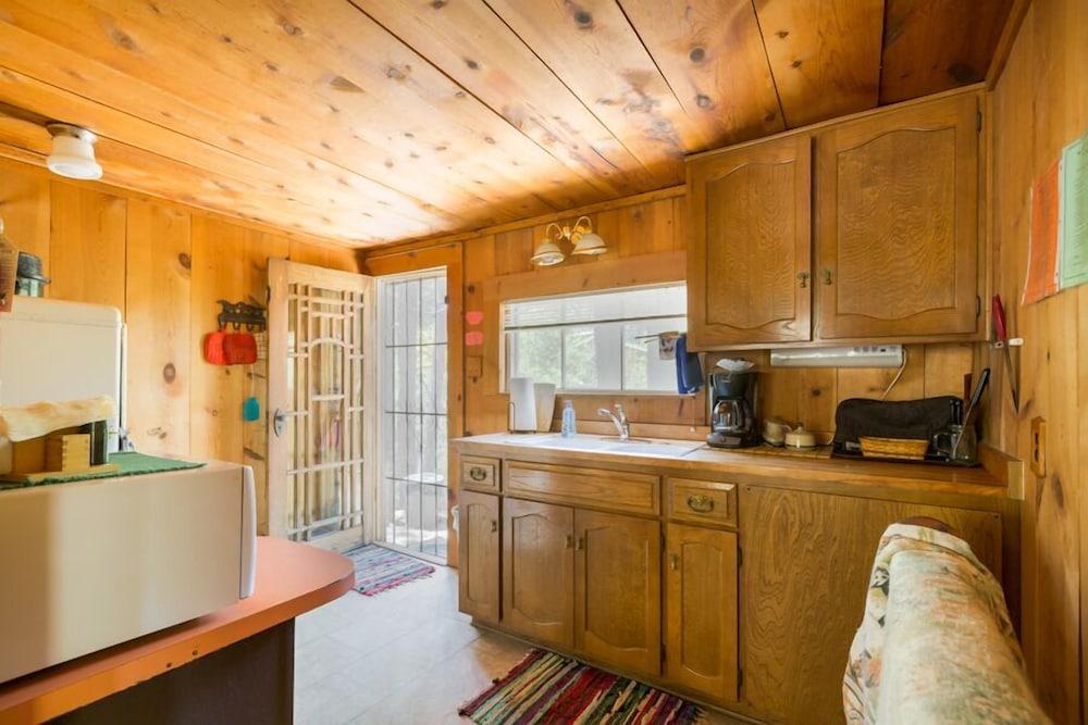 Crown King Cabins Suites and Bunkhouse photo 25