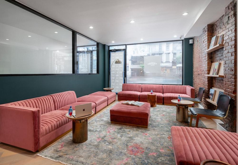 Little Charlie Hotel photo 4