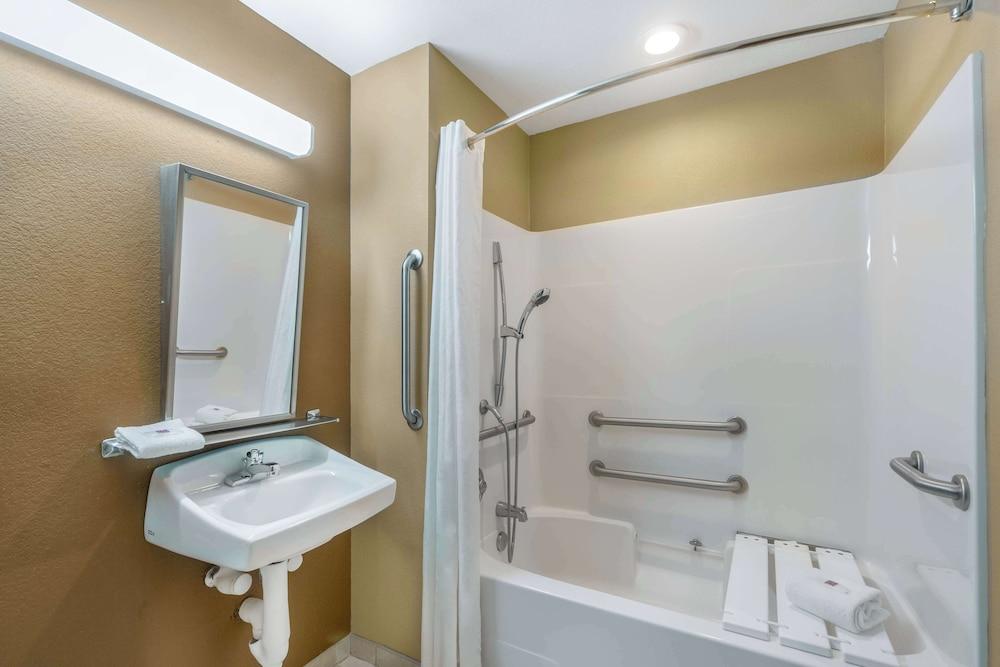 Studio 6 Suites - Breaux Bridge, La photo 30