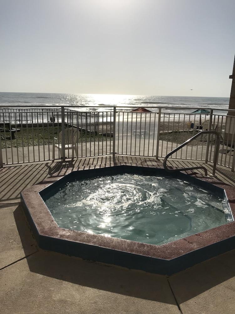 Makai Beach Lodge photo 30