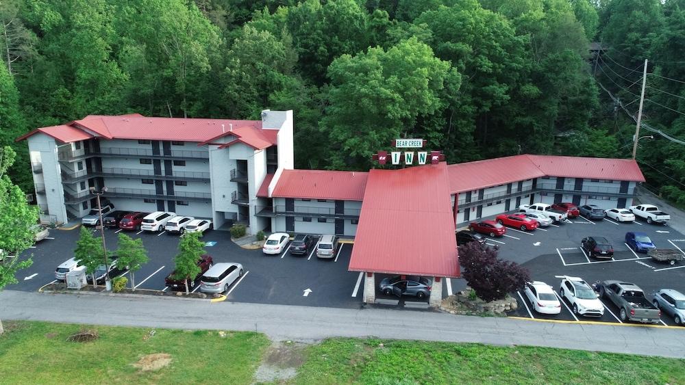 Bear Creek Inn photo 22