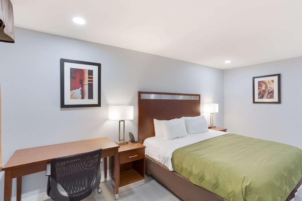Quality Inn Redding near I-5 photo 9