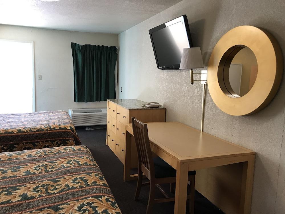Budget Inn photo 8