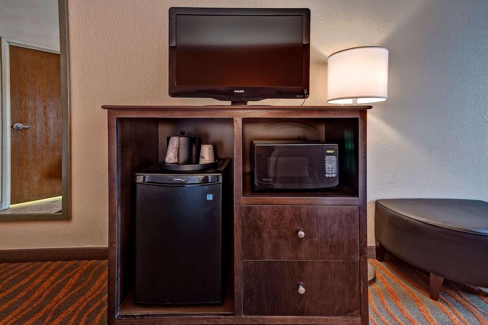 Hampton Inn by Hilton Clarksville photo 10