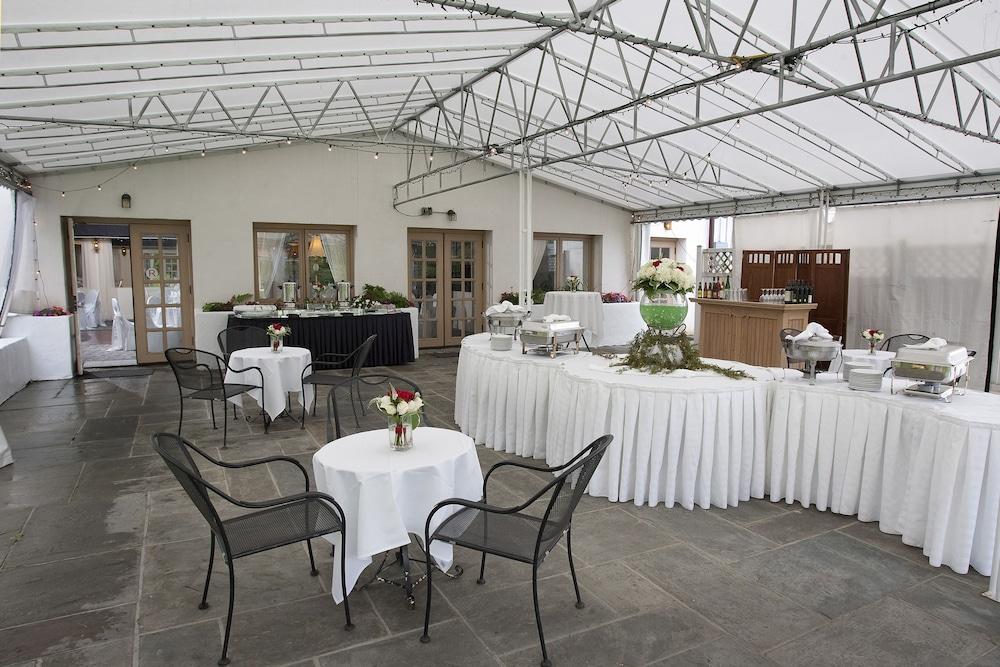 La Tourelle Inn & Spa photo 33