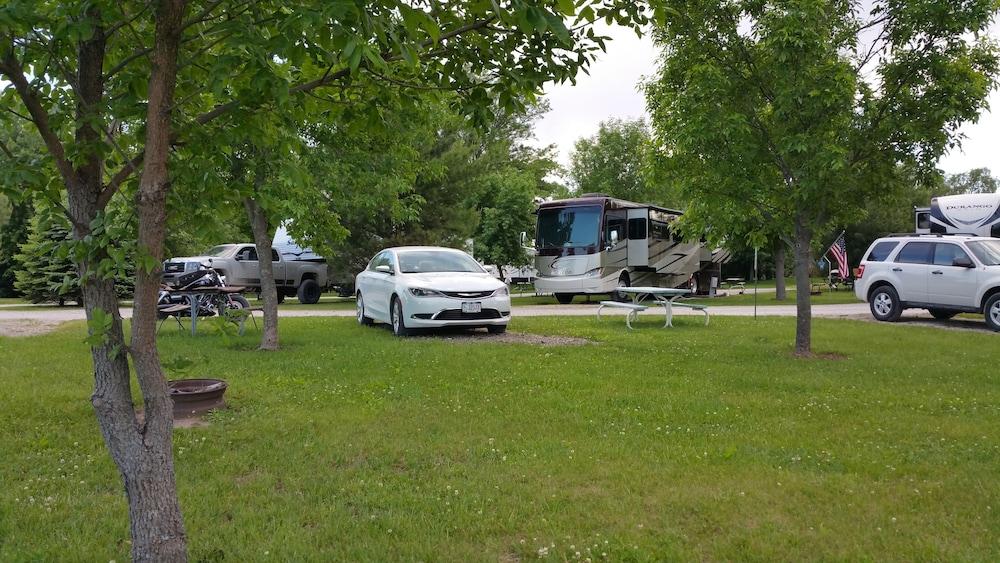 Sudbury Court Motel and RV Park photo 18